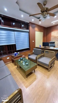 Bán biệt thự Tây Nam Linh Đàm – Giá 73 tỷ – DT 210m² x 5 tầng – MT 10m – thang máy – kinh doanh