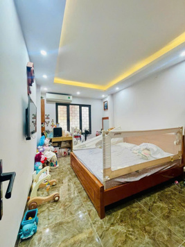 Bán nhà dân xây mới cứng 35m2 x 4 tầng, vị trí quá đẹp,ảnh thực tế nhà