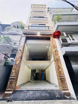 BÁN NHÀ ĐƯỜNG TRƯỜNG CHINH. 50M2 - 7 TẦNG. THANG MÁY. KINH DOANH.