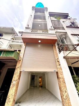 BÁN NHÀ ĐƯỜNG NGUYỄN CHÍNH. 50M2 - 7 TẦNG. THANG MÁY. GARA Ô TÔ.