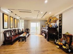 Golden Palace Mễ Trì lô góc 140.7m 3 ngủ 3 ban công 3 thoáng 13.8 tỷ siêu đẹp