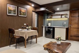 Bán nhà Phan Đình Giót – Giá 32 tỷ – DT 75m² x 6 tầng – MT 4.3m – căn góc – dòng tiền 80tr/tháng