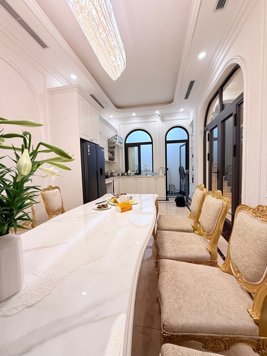 Bán Nhà Lưu Hữu Phước. Nam Từ Liêm. Thang Máy. Ô Tô. Vỉa Hè. DT 98m2. MT 7.8m. Giá 52.5 Tỷ.
