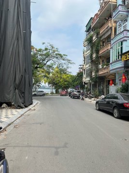 Bán Nhà Lạc Long Quân. Tây Hồ. Thang Máy. Ô Tô. Vỉa Hè. DT 80m2. MT 6.6m. Giá 74.5 Tỷ.