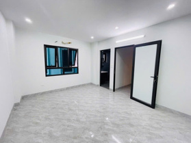 32m 5 tầng 6ty2 TRUNG TỰU - NHÀ MỚI  - Ô TÔ ĐỖ Kinh Doanh 