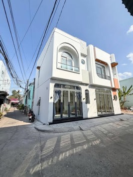 Bán Cặp Nhà Góc Đang Hoàn Thiện Khu Tái Định Cư Bành Văn Khuê ( Hẻm 283 Trần Quang Diệu)