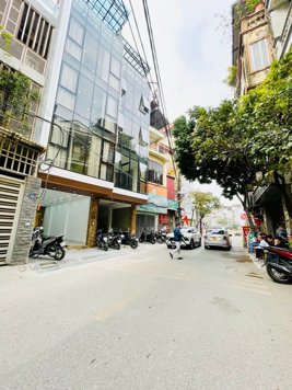 Bán Nhà Mặt Phố Thịnh Liệt. Hoàng Mai. Thang Máy. Ô Tô. Vỉa Hè. DT 50m2. Giá 21.4 Tỷ.