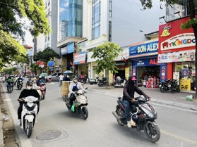 BÁN NHÀ MẶT ĐƯỜNG KHƯƠNG ĐÌNH. 242M2 XÂY 3 TẦNG. MẶT TIỀN 9.4M.