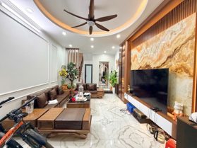 8.4 tỷ – Bán nhà Tạ Quang Bửu 35m² x 6 tầng thang máy, nhà dân xây còn mới, gần khu ĐH Bách Khoa
