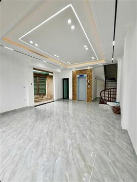 10.x tỷ | Cạnh Phố Huế vài bước chân ra mặt phố x tiện kinh doanh | 43m2 x 6 tầng x thang máy 
