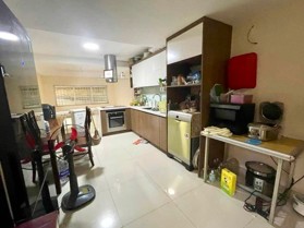 Bán nhà Trường Chinh – Giá 12.9 tỷ – DT 40m² x 5 tầng – MT 4m – căn góc 2 thoáng, gần phố