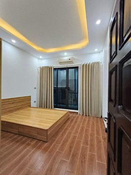 Nhà đẹp phân lô Nguyễn Ngọc Nại 💥 Gần phố, ô tô dừng đỗ ngày đêm sát nhà – 46m2 x 4 tầng giá tốt