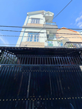 Bán nhà hẻm 1806 Huỳnh Tấn Phát, Nhà Bè, Dt 4,5 x12m, 3 lầu. Giá 5,29 tỷ