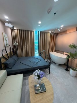 Bán Nhà Giáp Nhất. Thanh Xuân. 8 Tầng Thang Máy. Ô Tô. DT 110m2. MT 6.8m. Giá 35.8 Tỷ.