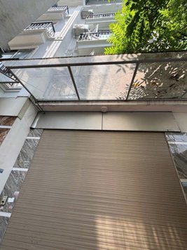 Bán Nhà Đường Hoàng Mai. Hoàng Mai. Ô Tô. DT 36m2. MT 4.2m. 5 Tầng. Giá 8.95 Tỷ.