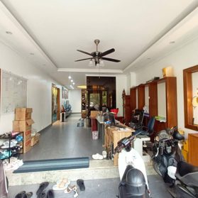  Phân lô Lạc Trung 69m² x 6 tầng thang máy, nhà dân tự xây chắc chắn, oto tránh dừng đỗ