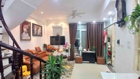 Bán nhà Đại Từ – Giá 8.4 tỷ – DT 30m² x 5 tầng – MT 6.5m – Lô góc 2 mặt thoáng