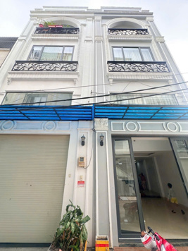 Bán nhà đẹp hẻm xe hơi đường Huỳnh Tấn Phát, Quận 7, Dt 4,5 x12m. Giá 7,9 tỷ