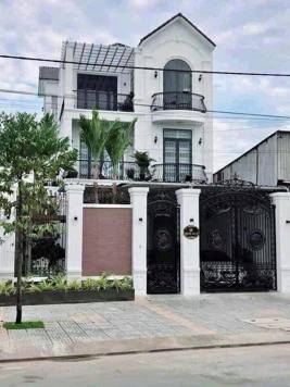 [Cho thuê] biệt thự sân vườn tân cổ điển – mặt tiền đường nguyễn văn cừ,Cái khế Cần Thơ 