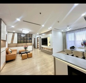 🎯Chỉ 4.X TỶ: bán nhà Q.Hoàng Mai căn hộ sổ đỏ 70m2, 2 ngủ mặt phố Nguyễn Xiển, full nội thất.