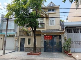 Ngộp Bank- Cần Bán Gấp Biệt Thự Khu Tên Lửa- Ngay Chung Cư Moonlight. DT: 168m2 ( 8x21)