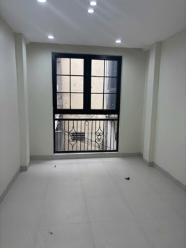 Bán nhà Phan Văn Trị, nhà mới cứng 10m ra mặt phố, 5 tầng vị trí quá đẹp, sổ đỏ chính chủ