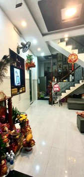 🏘️ MT ĐƯỜNG 13 - GẦN CHỢ THỦ ĐỨC, NGANG 7,3m GIÁ CHỈ 5,x tỷ ( th)