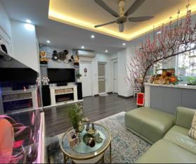 Căn hộ CC Nam Trung Yên, khu A6 - 55m - 4,x tỷ - lô góc - 2 ngủ - tặng nội thất.