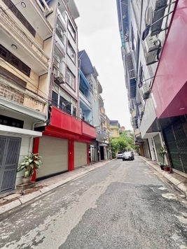 50M2 PHÂN LÔ HUỲNH THÚC KHÁNG - ĐỐNG ĐA - PHÂN LÔ VỈA HÈ Ô TÔ TRÁNH, CHỈ 37 TỶ - LIỆU CÒN DỄ TÌM?