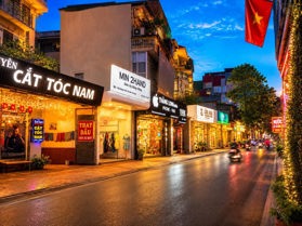 HIẾM! CHỈ 9 TỶ - MẶT PHỐ VĂN QUÁN - Ô TÔ ĐỖ CỬA - VỪA Ở VỪA KINH DOANH - VỊ TRÍ H.IẾM CÓ! 
