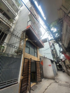 BÁN TÒA NHÀ CHDV ĐƯỜNG LÁNG. 52M2 XÂY 7 TẦNG. THANG MÁY. 11 PHÒNG KHÉP KÍN.