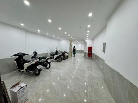 BÁN TÒA NHÀ CHDV ĐƯỜNG LÁNG. 100M2 - 7 TẦNG. THANG MÁY. 22 PHÒNG KHÉP KÍN.