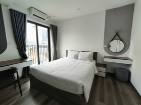 Cho thuê khách sạn, homestay ở Tô ngọc vân 200m2 x7 tầng, view hồ, full đồ