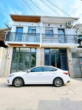 Bán nhà hẻm xe hơi 1942 Huỳnh Tấn Phát, Nhà Bè, DT 3,5x8m, 1 lầu. Giá 1,68 tỷ