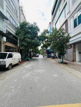 BÁN GẤP NHÀ 5 TẦNG THANG MÁY, 60M PHÂN LÔ TÂY NAM LINH ĐÀM Ô TÔ TRÁNH VỈA HÈ KINH DOANH CHỈ 20,X TỶ
