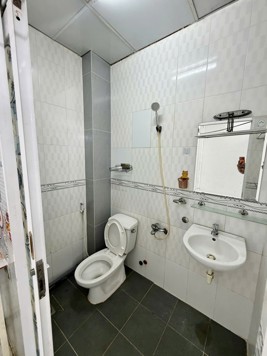 Bán gấp CHDV siêu ngon đang khai thác 50 triệu/tháng - Nhà 5 tầng 1 căn ra MT Nguyễn Thượng Hiền