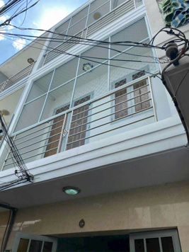 Bán nhà hẻm 1716 Huỳnh Tấn Phát, Nhà Bè, DT 3 x9m, 3 lầu. Giá 1,75 tỷ