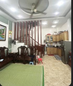 NHÀ ĐẸP PHỐ CẦU GIẤY 41M - 8,6 TỶ - LÔ GÓC THOÁNG - NGÕ NÔNG.