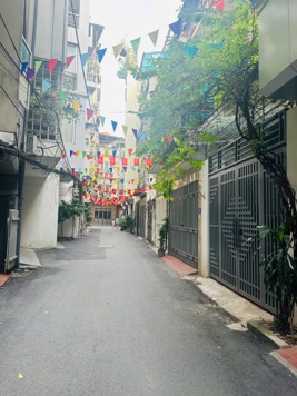 BÁN NHÀ RIÊNG 62M2 , KINH DOANH Ô TÔ TRÁNH , SÁT PHỐ , SIÊU HIẾM CÒN SÓT LẠI