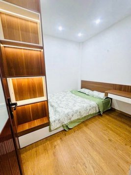 Bán Nhà Kim Giang. Hoàng Mai. DT 32m2. MT 3.2m. 4 Tầng. Giá 8.76 Tỷ.
