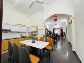 Bán gấp nhà Hoàng Văn Thái, 45m2, 6 tầng, THANG MÁY, ô tô đỗ cửa -15 tỷ 