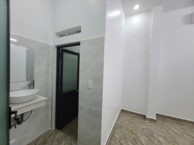 Gấp bán - nhà đẹp HXH vô ở ngay Điện Biên Phủ kế bên Q1! DT 4.5x18.5m,2 tầng, vuông vắn, 12.5 tỷ