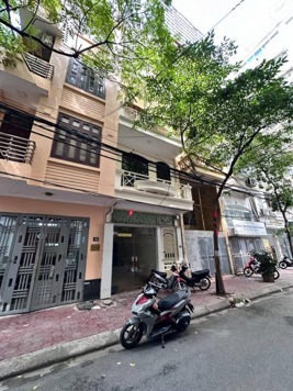 🏡 Nhà phố Nguyễn Chánh 60m², phân lô VIP, ô tô chạy quanh nhà, vỉa hè KD đỉnh, chỉ 29,9 tỷ