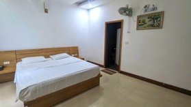 Bán Nhà Mặt Phố Khâm Thiên. Đống Đa. Ô Tô. Vỉa Hè. DT 57m2. MT 5m. 5 Tầng. Giá 36.6 Tỷ.