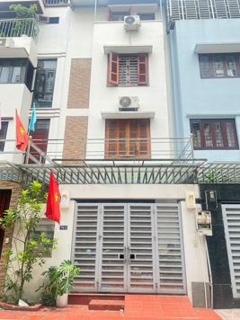 BÁN NHÀ LIỀN KỀ ĐƯỜNG HOÀNG VĂN THÁI. 87M2 - 4 TẦNG. MT 5M. GARA Ô TÔ.