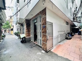 PHẠM VĂN ĐỒNG 30M² 5 TẦNG MT 3.6M - NGÕ TO THÔNG - NHÀ ĐẸP - GẦN Ô TÔ - FULL TIỆN ÍCH