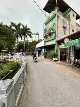 Nhà Đẹp Văn Trì 50m Mặt Ngõ Kinh Doanh - Ô tô đỗ cửa - 10ty5  VIEW HỒ 