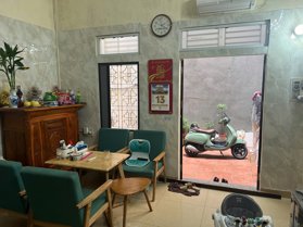 Bán Nhà Ngọc Khánh. Ba Đình. DT 68m2. MT 6.3m. 3 Tầng. Giá 14.6 Tỷ.