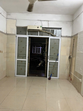 CẦN CHO THUÊ GẤP NHÀ ĐỂ Ở VỪA VĂN PHÒNG - CỬA HÀNG - SỐ 105 - H1 KHU 7,2HA VĨNH PHÚC - BA ĐÌNH