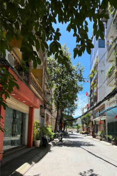 Nhà dân xây Lê Trọng Tấn, 60m², 5 tầng thoáng sáng, 1 phút ra ô tô, 15.5 tỷ